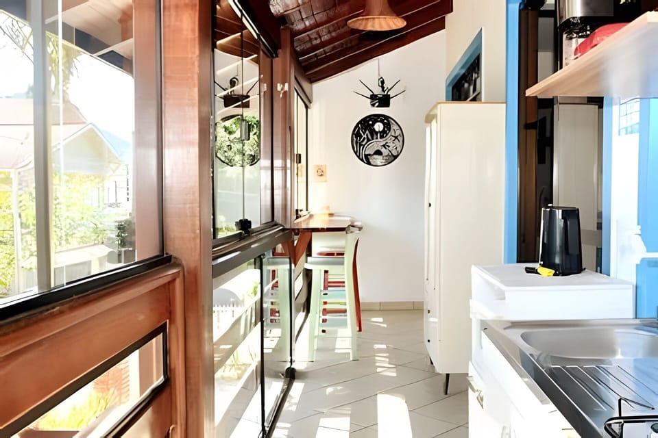 Suite | Private kitchen | Shared microwave