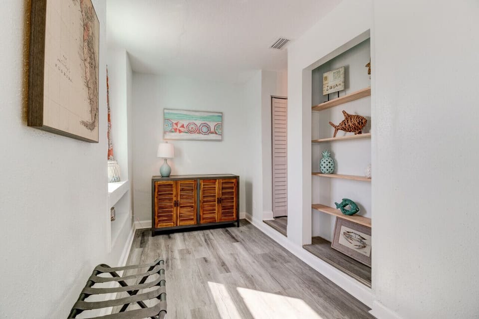 Daytona Beach Vacation Rental Airbnb VRBO Pool Pet Friendly Salty Dog Vacations