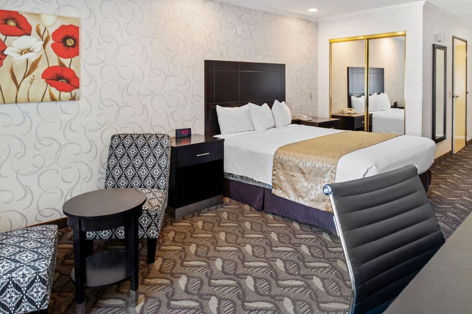 Desk, laptop workspace, free WiFi, bed sheets