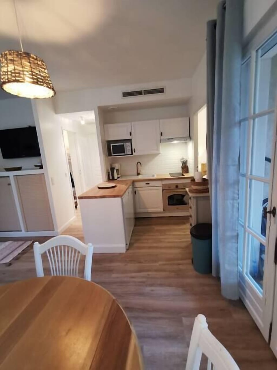 Equipped kitchen