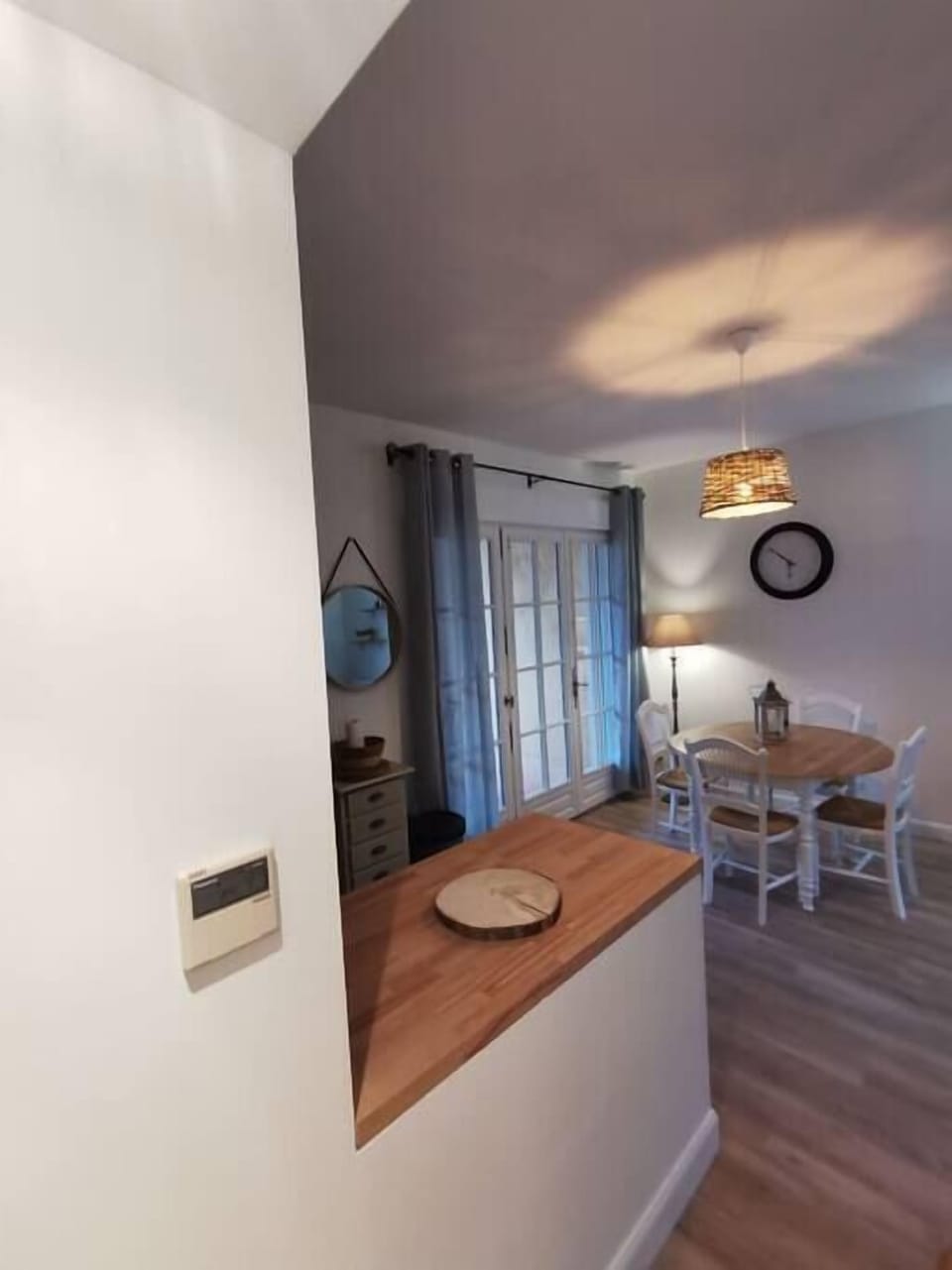 Kitchen side view