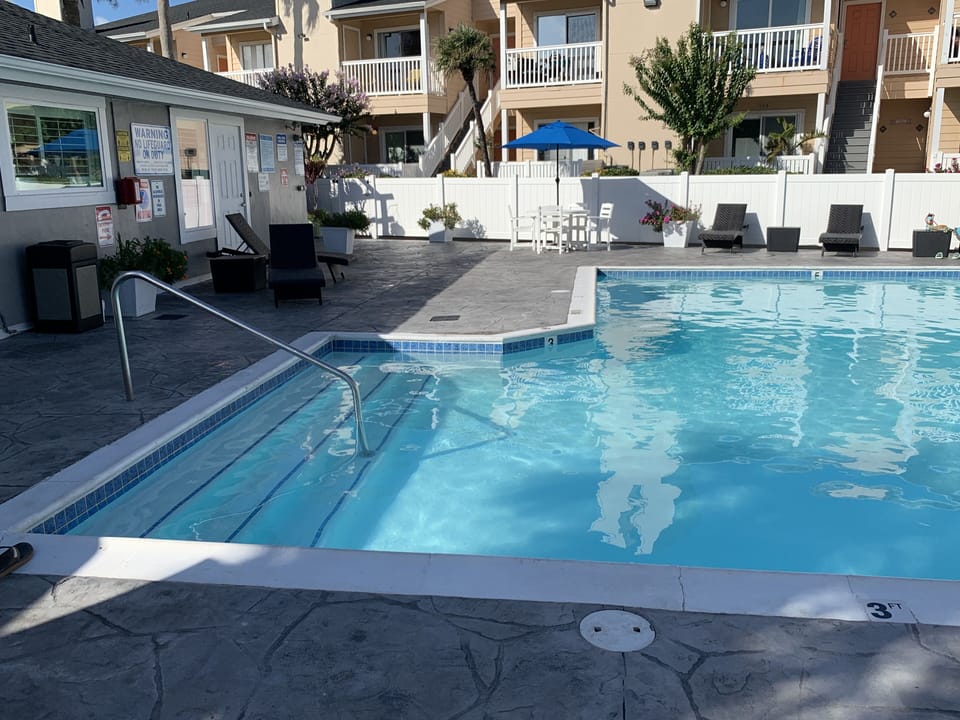 Relaxing and only available to registered guest.  Tables and sundeck available