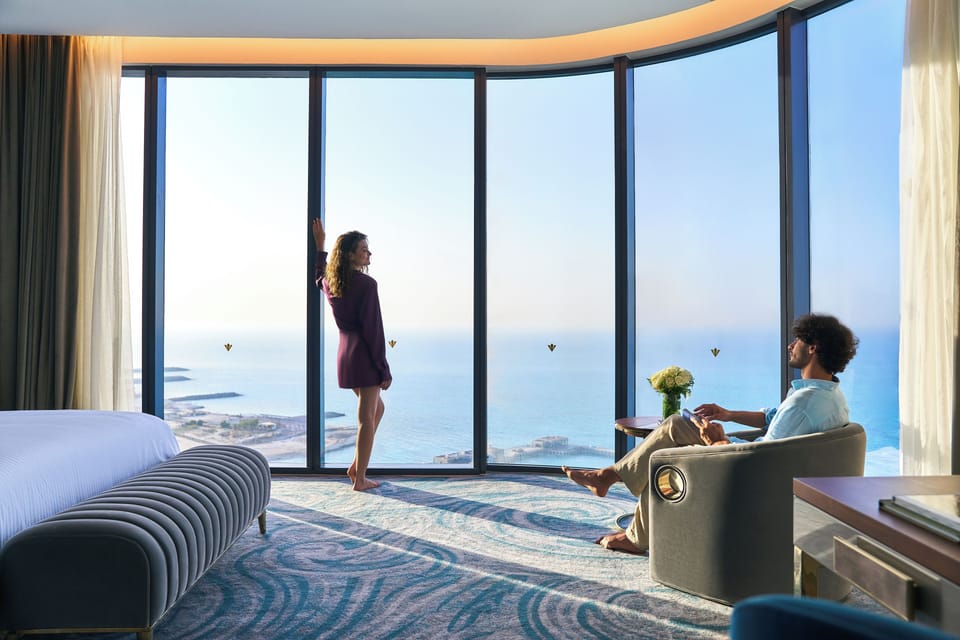 Premium Suite Panoramic View | Free minibar, in-room safe, blackout drapes, soundproofing
