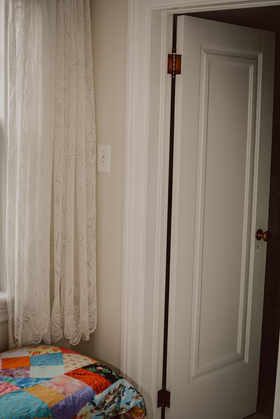 Basic Room | Blackout drapes, iron/ironing board, free WiFi, bed sheets