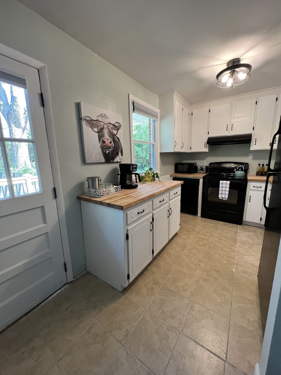 Well-equipped kitchen