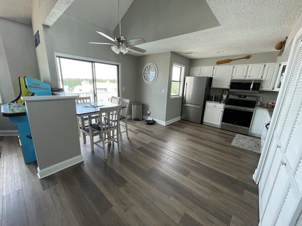 Dinning and Kitchen Area