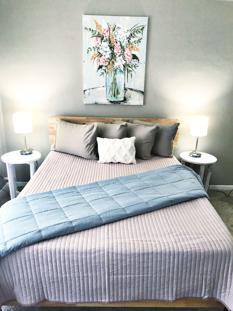 Queen bedroom upstairs