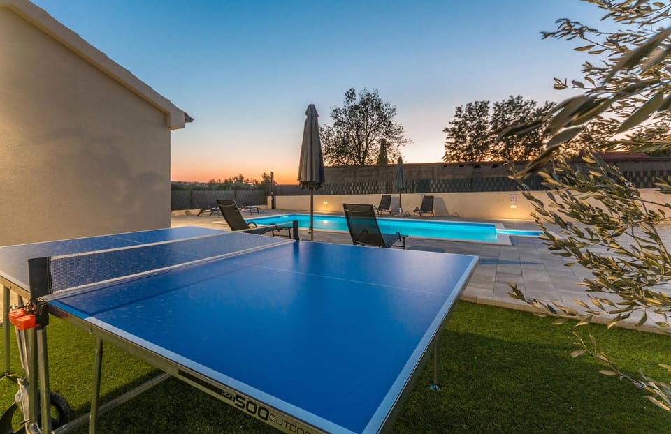 pool