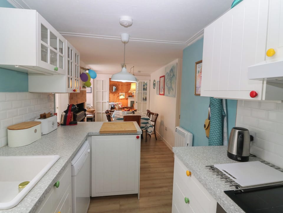 Cottage | Interior