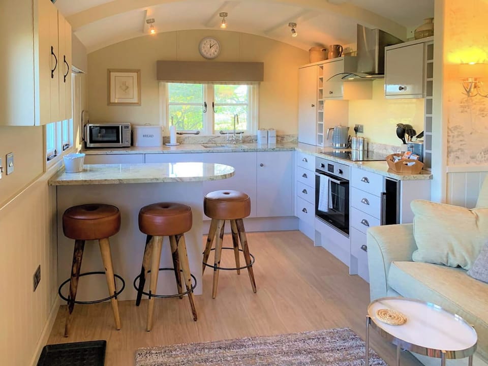 Open plan living space | Tarragon - Hurlditch Court - Tarragon, Lamerton