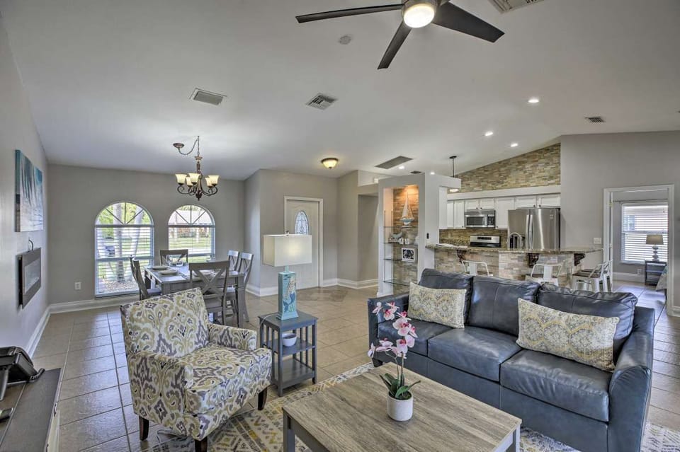 Open concept layout with kitchen, dinning room, living room and dinette.