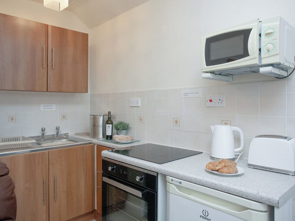 Kitchen area | Apartment 12 Bedford Holiday Flats - Bedford Holiday Flats, Paignton