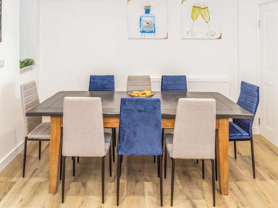 Dining Area | 3 Mount Pleasant - River View Cottages, Looe