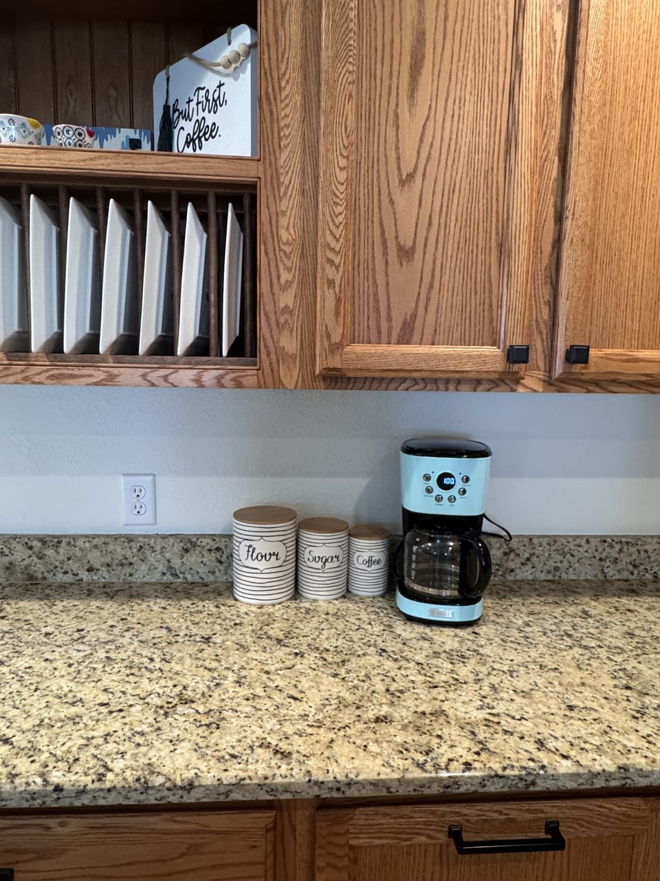 Coffee maker 