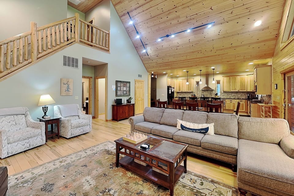 House (5 Bedrooms) | Property amenity