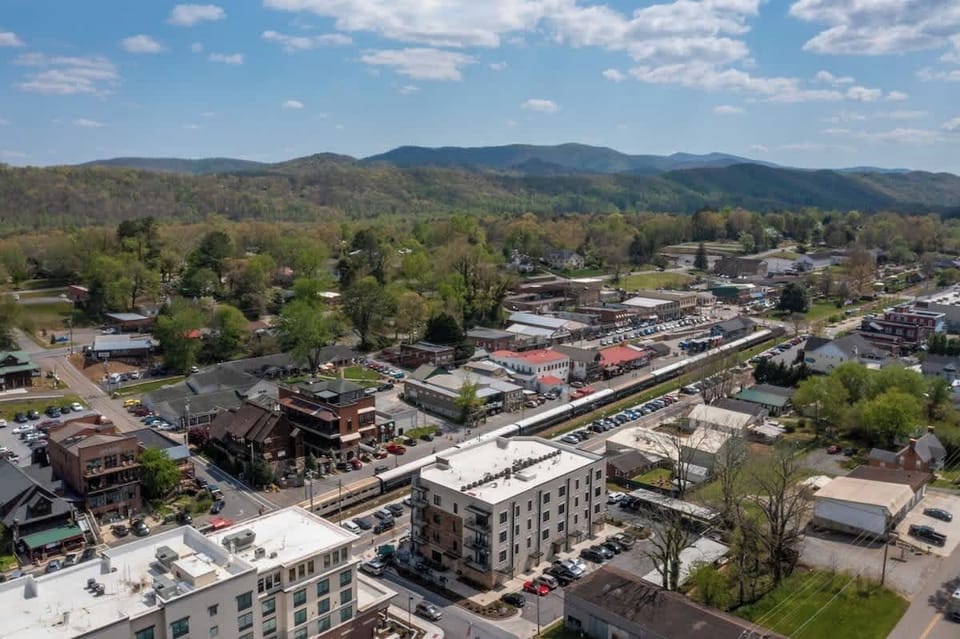 So many great things to do in Blue Ridge. Check out the guidebook for all of our favorites!