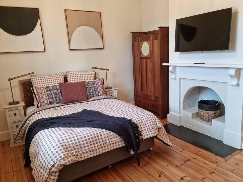 Deluxe House, 2 Bedrooms | 2 bedrooms, individually decorated, individually furnished
