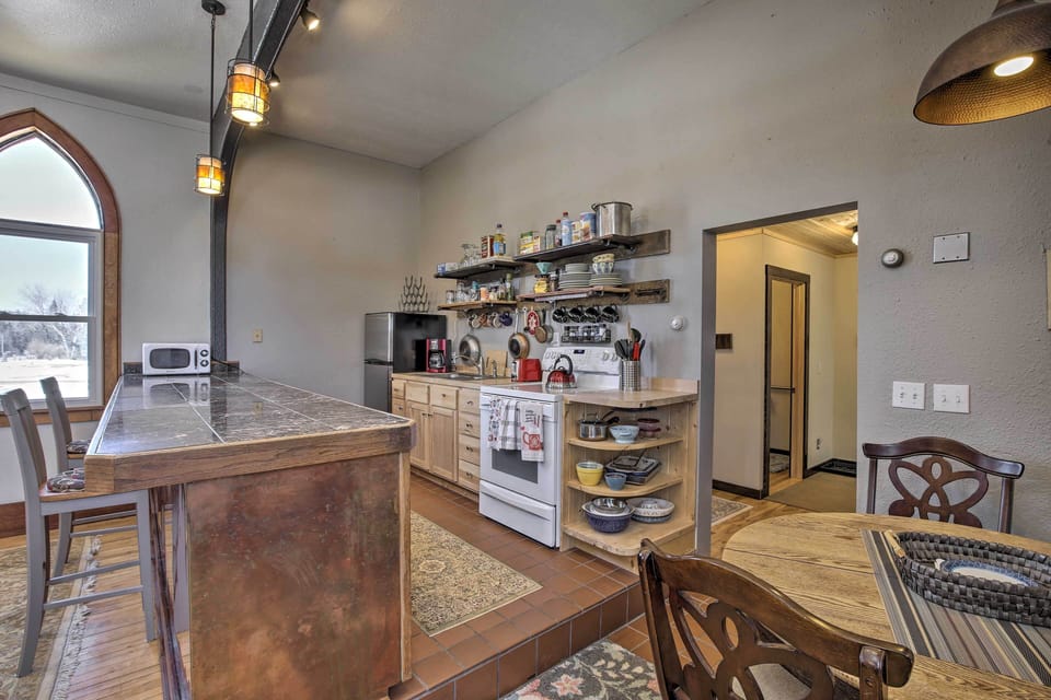 Kitchen | Drip Coffee Maker | Toaster