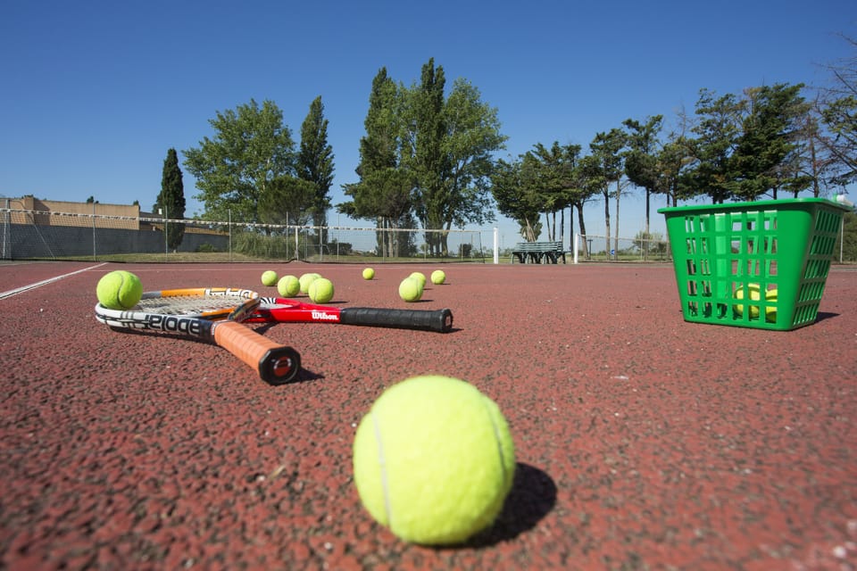 Tennis court