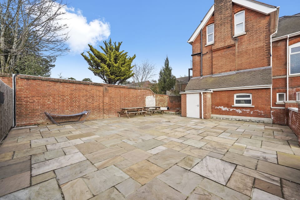 Flat 10, 9 Sittingbourne Road - LmhFMbOP3YZwNkCisDYm