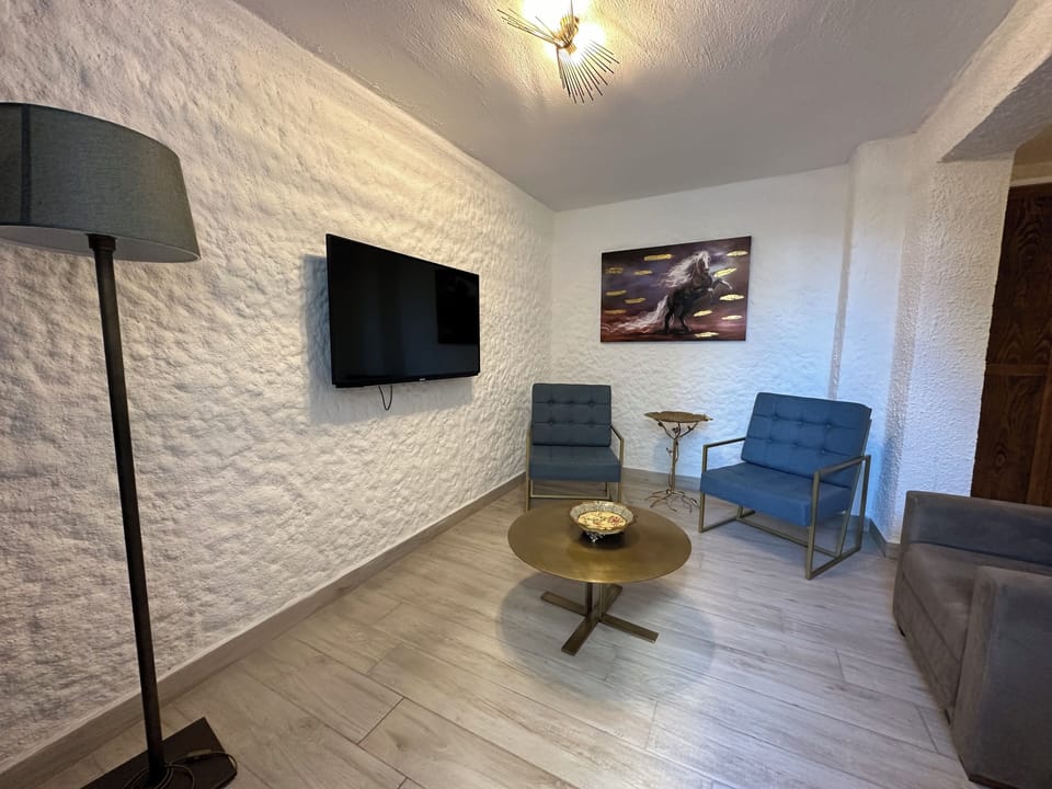 Exclusive Double Room | Premium bedding, Select Comfort beds, minibar, desk