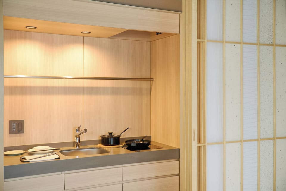 OMO House with Kitchen | Premium bedding, in-room safe, soundproofing, free WiFi