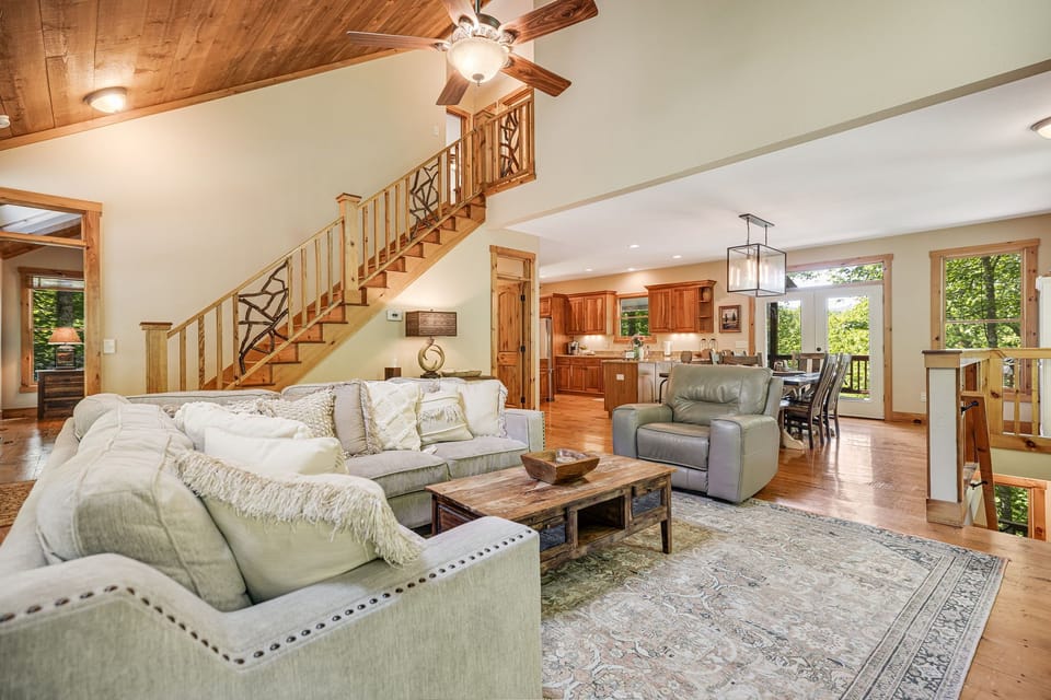 Main level living room