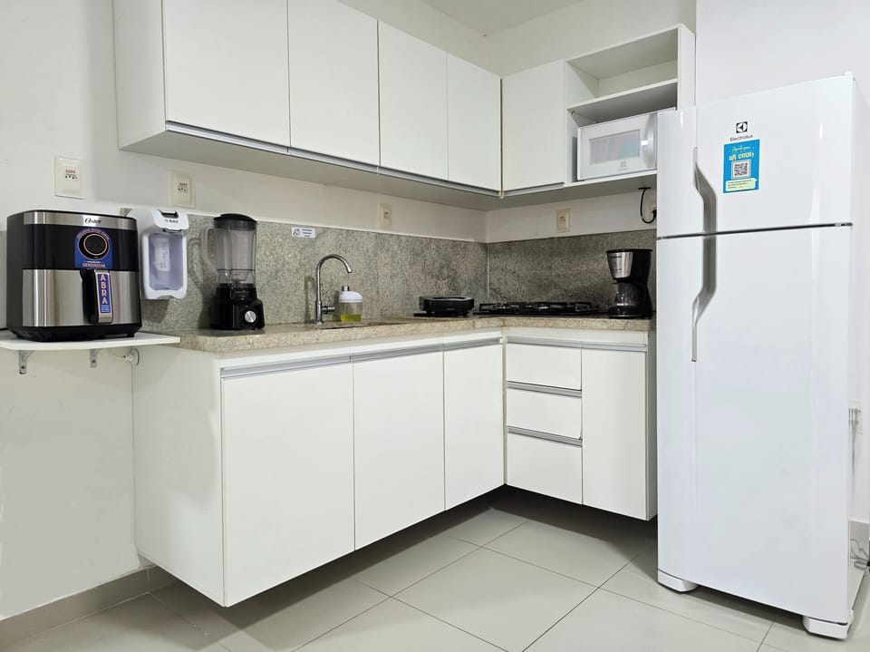 Apartment | Private kitchen | Microwave, blender, cookware/dishes/utensils, freezer