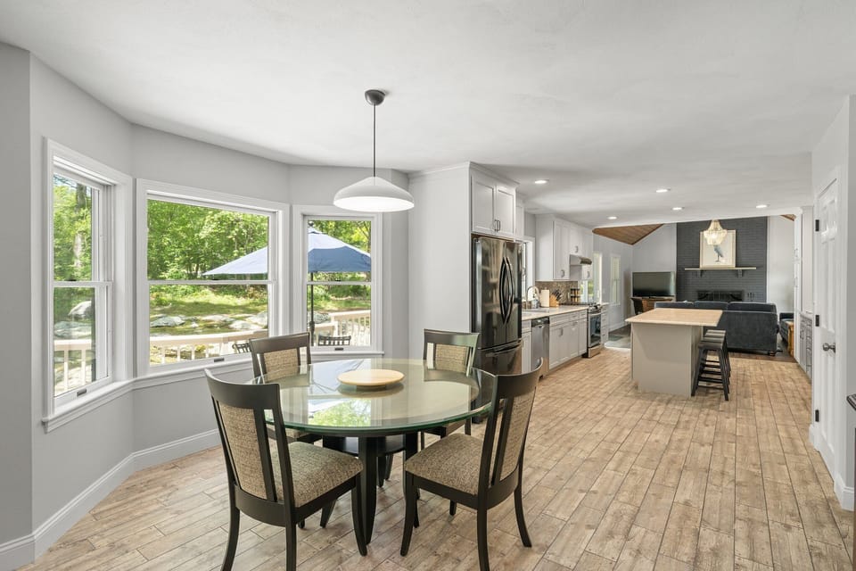 Kitchen eating "nook."
