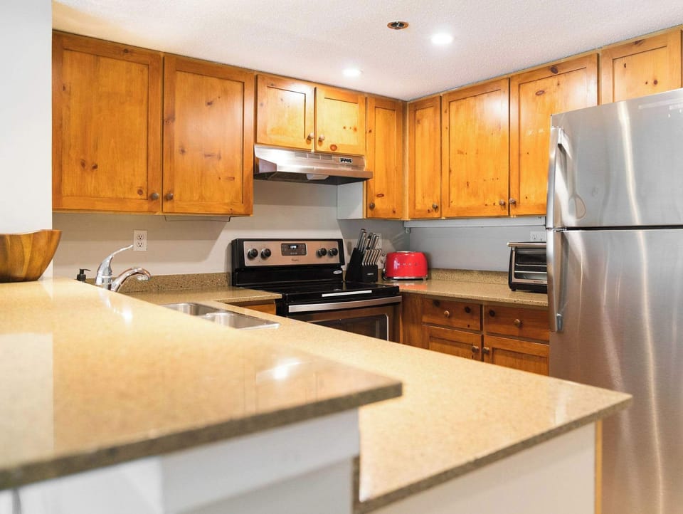Full Size Kitchen