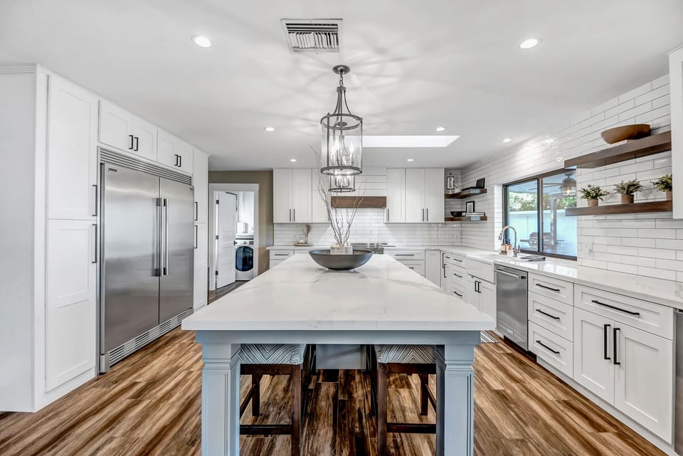 Fully Equipped Kitchen with Stainless Steel Appliances