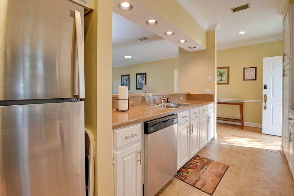 Kitchen | Cooking Basics | Drip & Keurig Coffee Makers | Toaster Oven