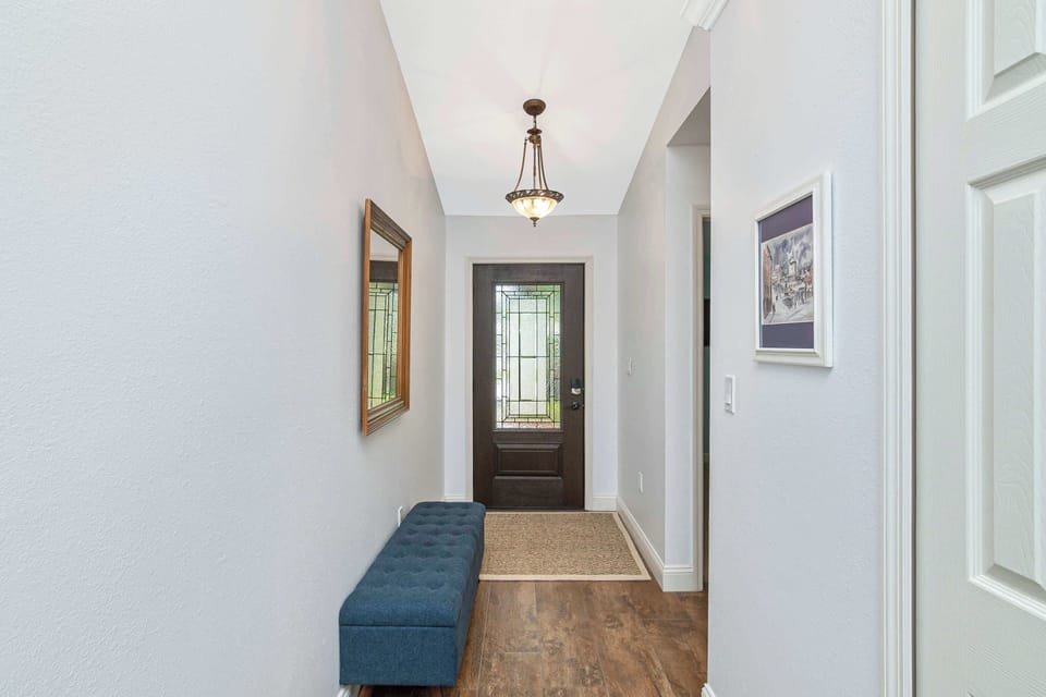 Private entryway