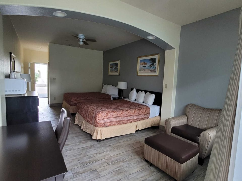 Room, 2 Queen Beds, Pool View | Desk, WiFi, bed sheets