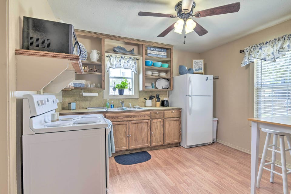 Kitchen | Well-Equipped