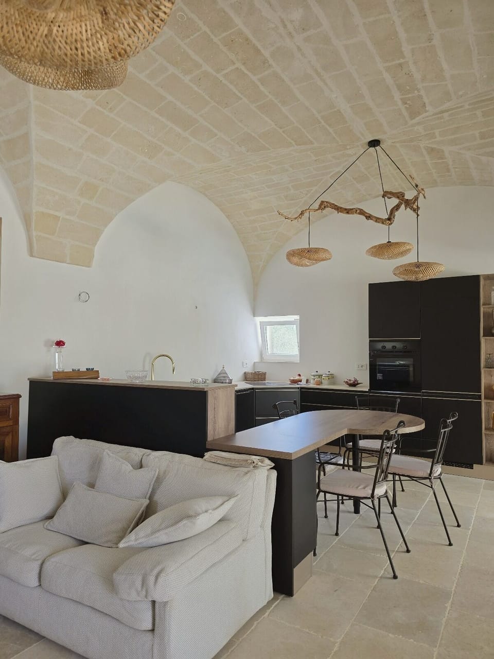 City Villa, Ensuite, Courtyard View | Lounge