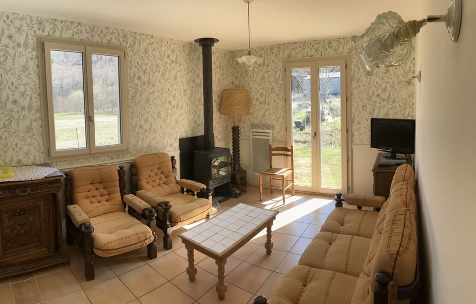 City Cottage, Ensuite, Mountain View | Lounge