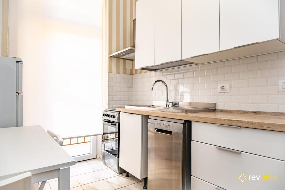 Fridge, electric kettle, toaster, cookware/dishes/utensils