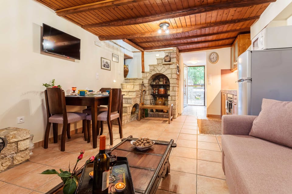 Lounge area and dining area