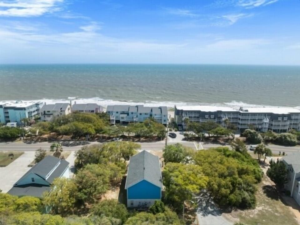 House, 5 Bedrooms | Aerial view