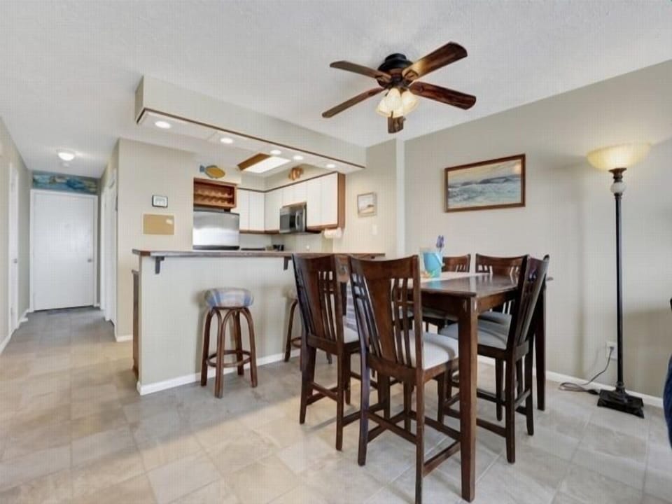 Condo, 3 Bedrooms | Private kitchen | Coffee/tea maker, fridge, oven, toaster