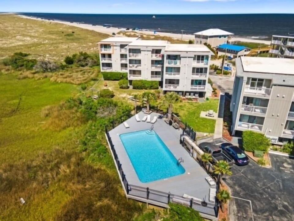 Condo, 1 Bedroom | Exterior