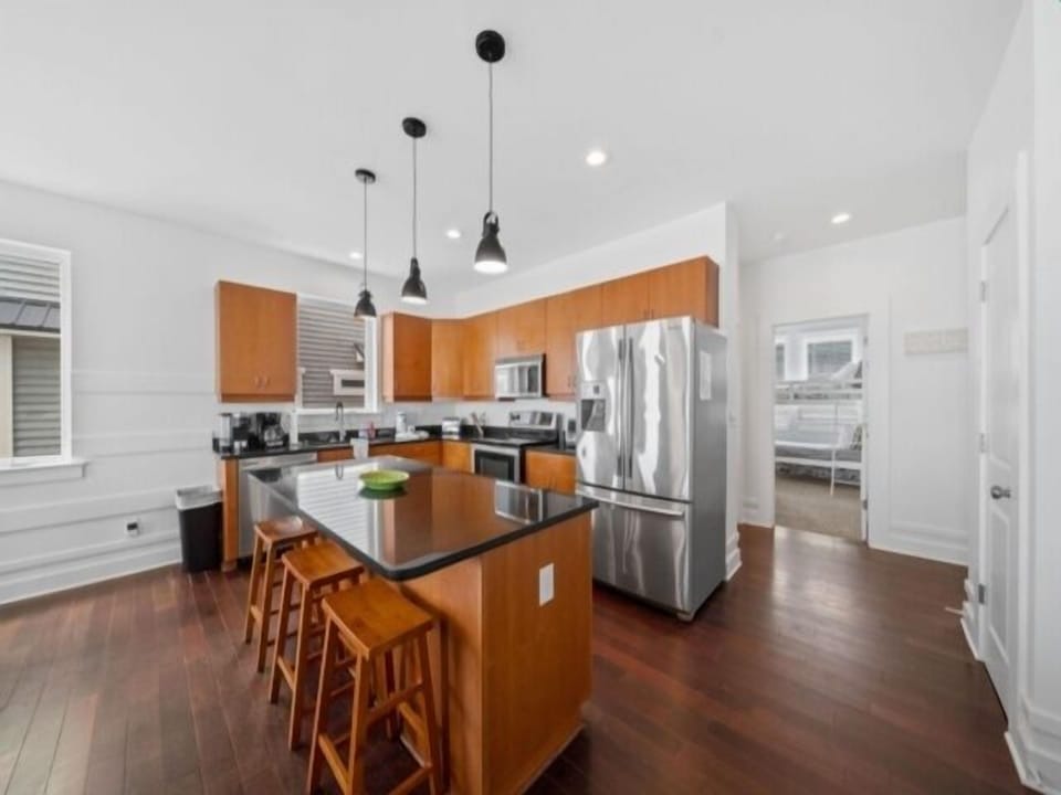 Townhome, 3 Bedrooms | Private kitchen | Fridge, oven, coffee/tea maker, toaster