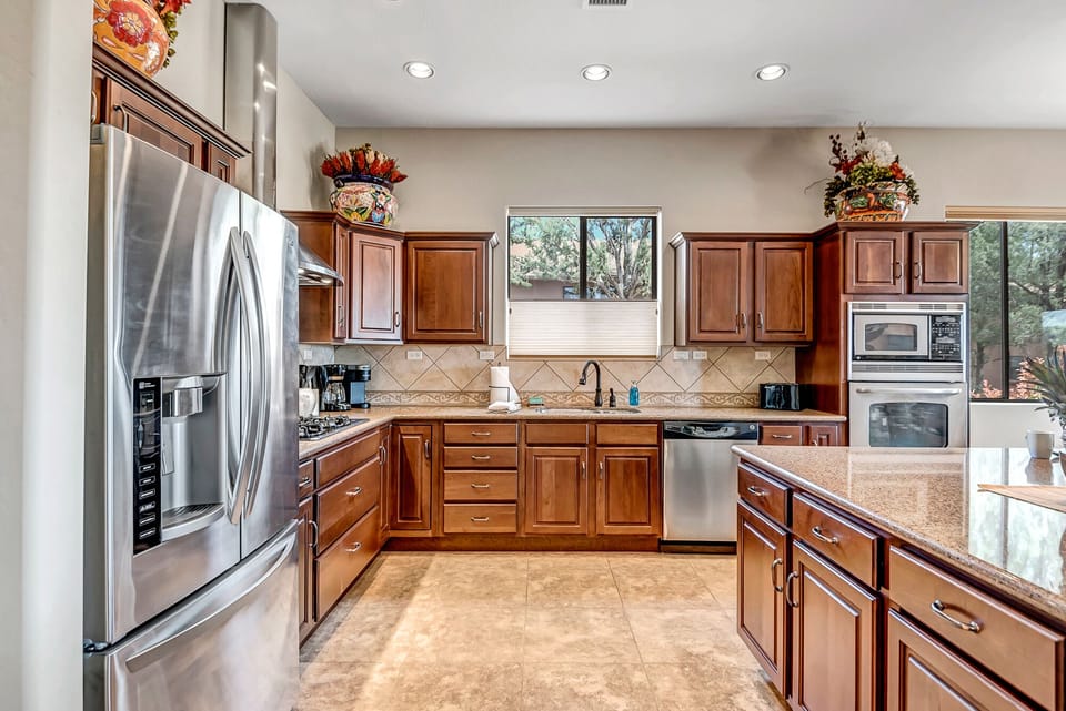 Fully Equipped Kitchen with Stainless Steel Appliances