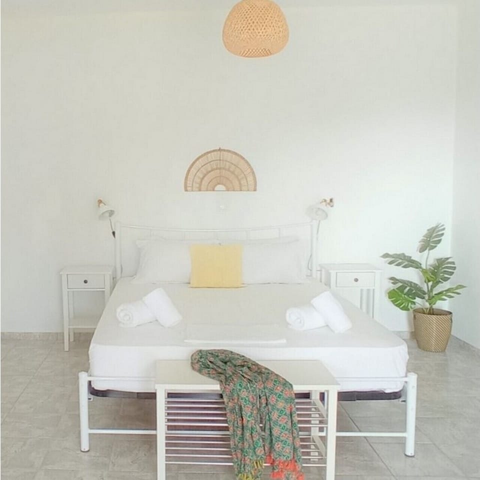 Superior Double Room | Soundproofing, free WiFi, bed sheets
