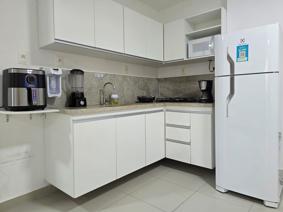 Apartment | Private kitchen | Microwave, blender, cookware/dishes/utensils, freezer