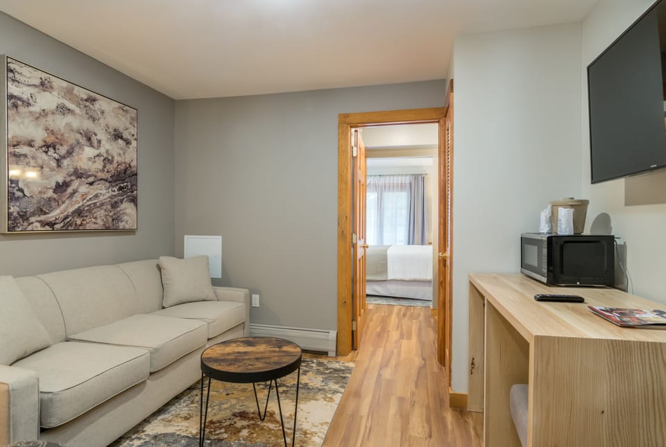 One Queen Suite with Fireplace | Pillowtop beds, iron/ironing board, free WiFi, bed sheets
