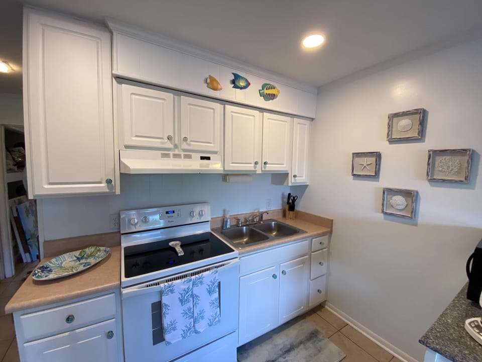 The kitchen has all of the cookware that you might need during your stay