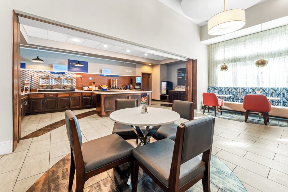 Free buffet breakfast