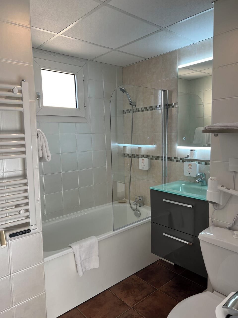 Double Room | Bathroom | Hair dryer, towels